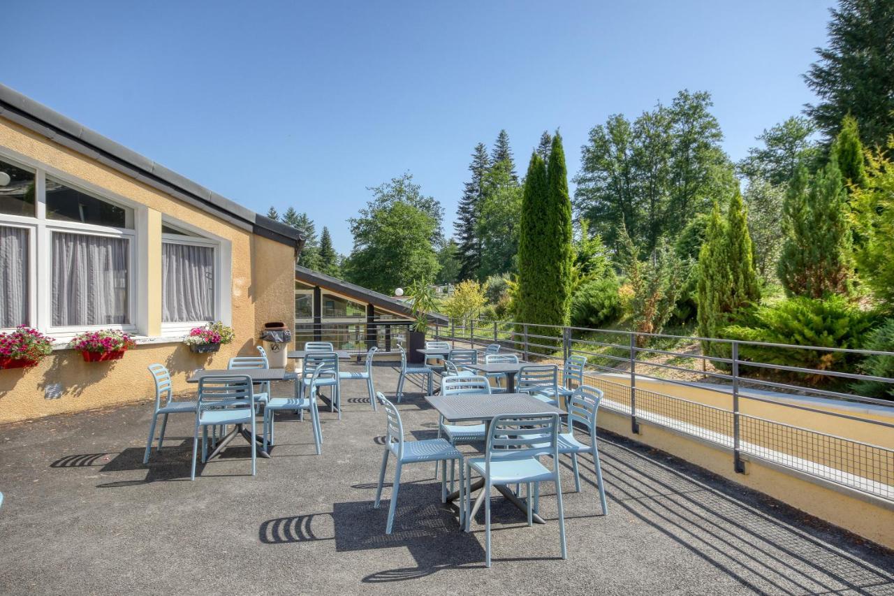 Vvf Correze Pays D'Eygurande Hotel Екстериор снимка