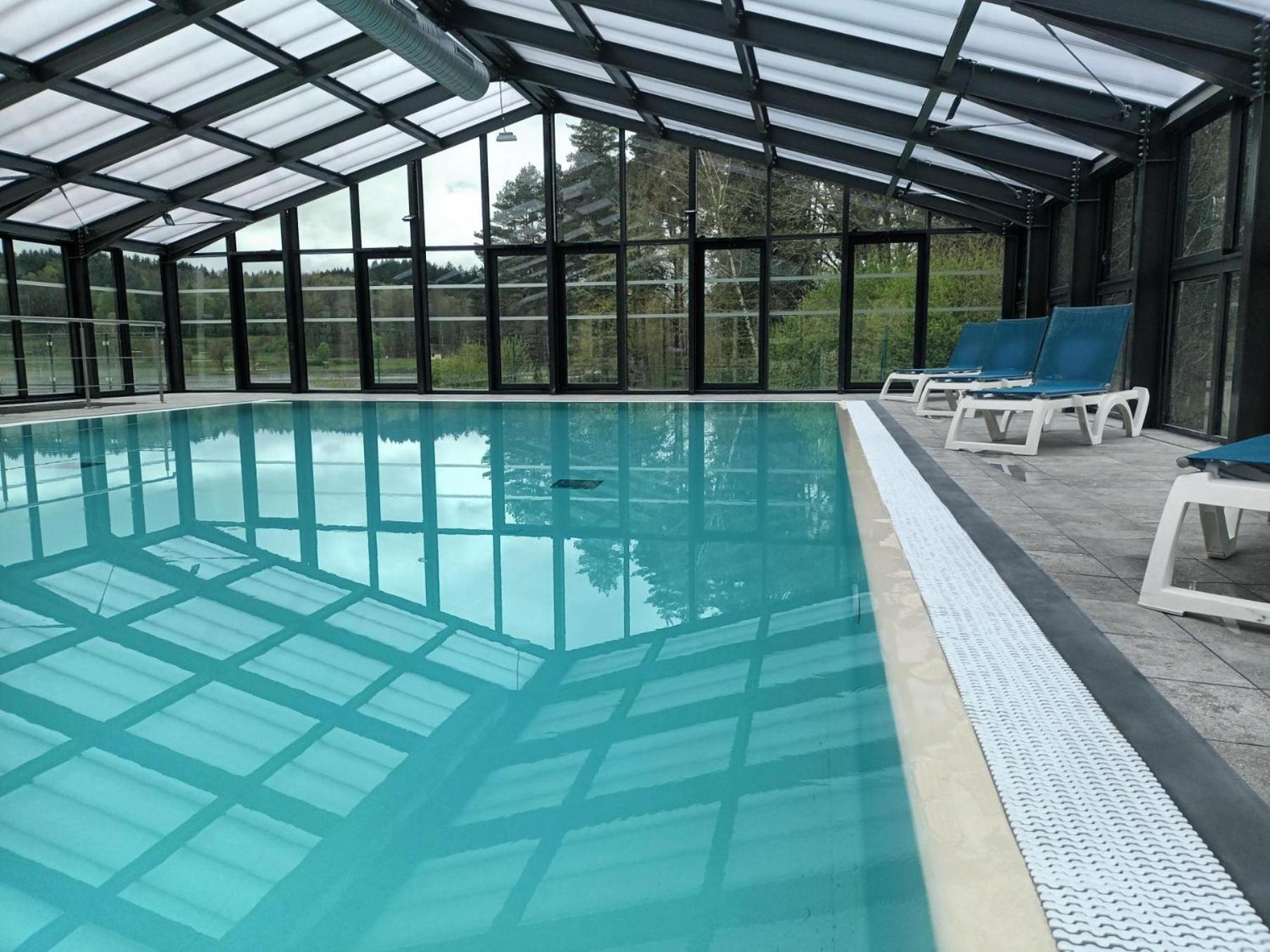Vvf Correze Pays D'Eygurande Hotel Екстериор снимка