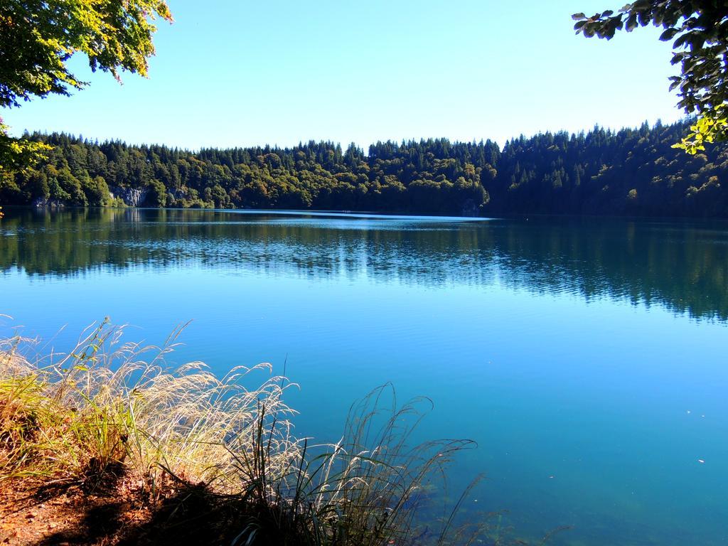 Vvf Correze Pays D'Eygurande Hotel Екстериор снимка