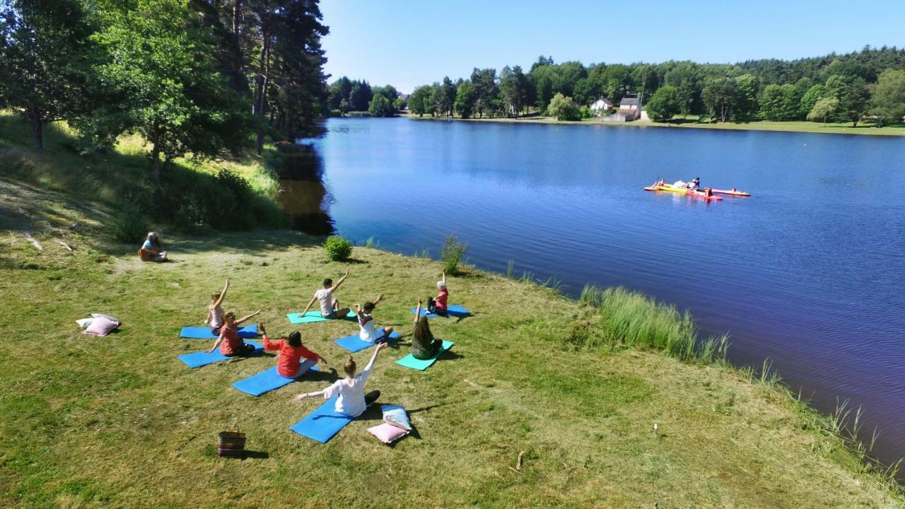 Vvf Correze Pays D'Eygurande Hotel Екстериор снимка