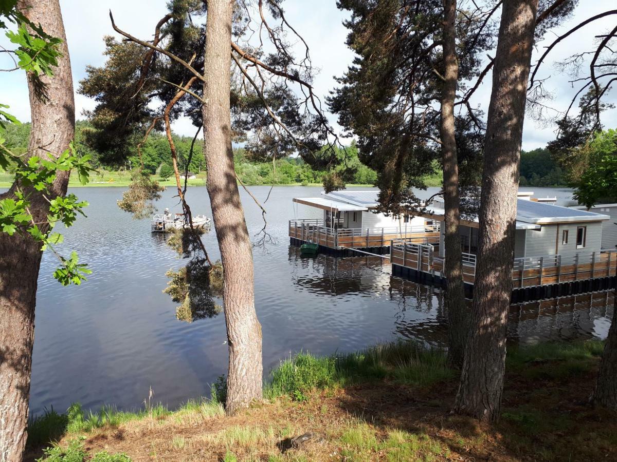 Vvf Correze Pays D'Eygurande Hotel Екстериор снимка