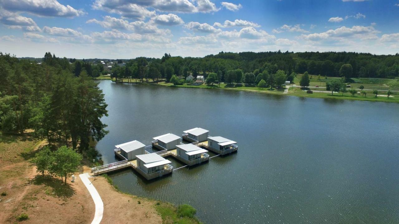 Vvf Correze Pays D'Eygurande Hotel Екстериор снимка